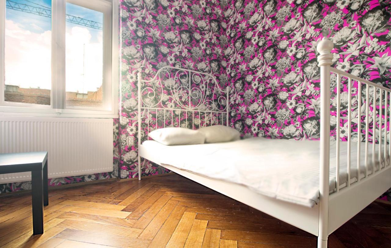 Guesthouse Centar 2 ザグレブ エクステリア 写真