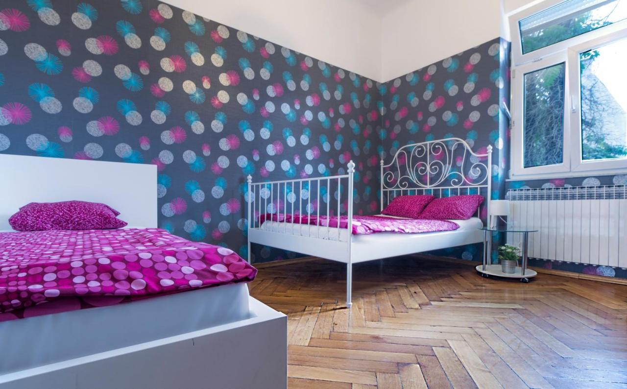 Guesthouse Centar 2 ザグレブ エクステリア 写真
