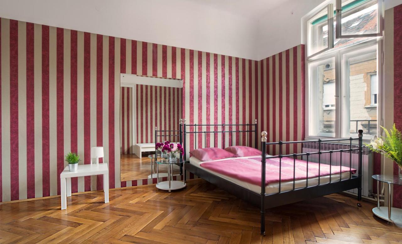 Guesthouse Centar 2 ザグレブ エクステリア 写真